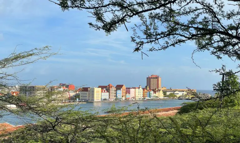 Budget-friendly things to do in Curaçao Willemstad Punda Otrobanda