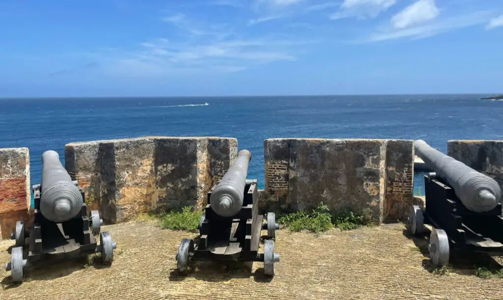Fort Beekenburg near Tugboat Beach in Curaçao Banda Ariba was important in the history of Curaçao