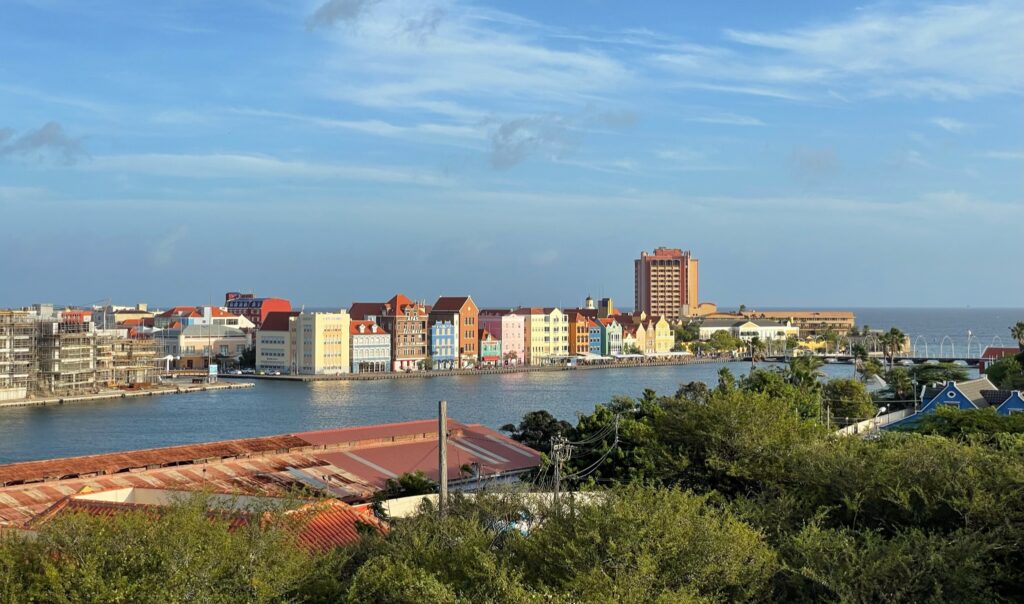 Curaçao island guide of Willemstad and Punda