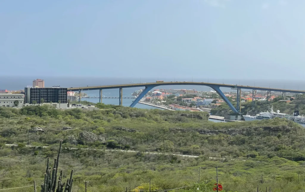 Fort Nassau viewpoint rooftop terrace Willemstad St. Anna bay