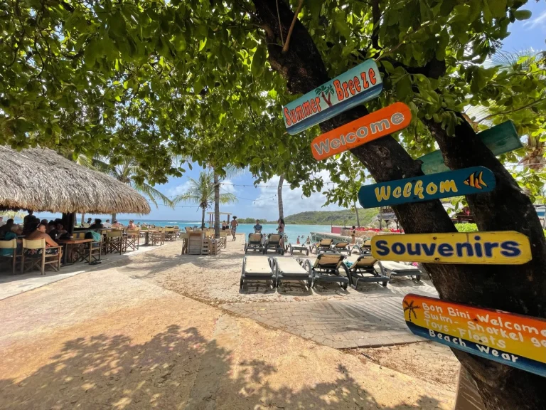 Jan Thiel Exploring Curaçao