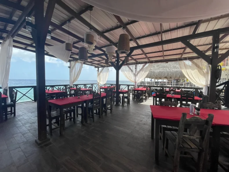 Perla del Mar Curaçao restaurant menu