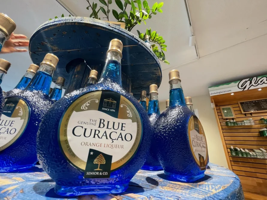 Genuine Curaçao liqueur Senior & Co 