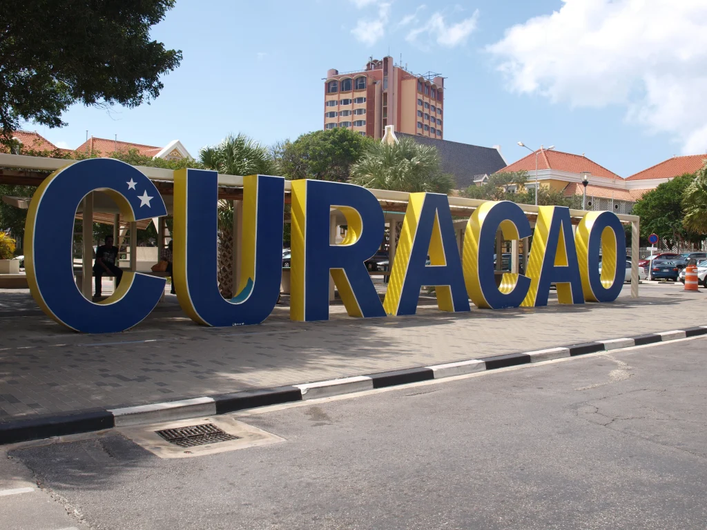 Curaçao sign Punda Cruise Port arrivals